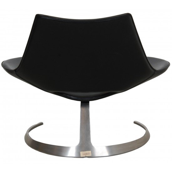 Fabricius and Kastholm Scimitar chair in black leather