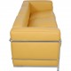 Le Corbusier LC2 3-personers sofa i karrygult læder