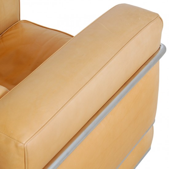 Le Corbusier LC2 chair in natural leather