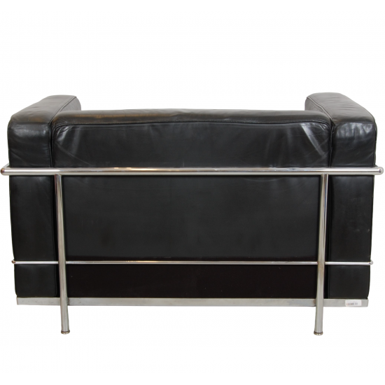 Le Corbusier LC.2 2.seater sofa in black leather 