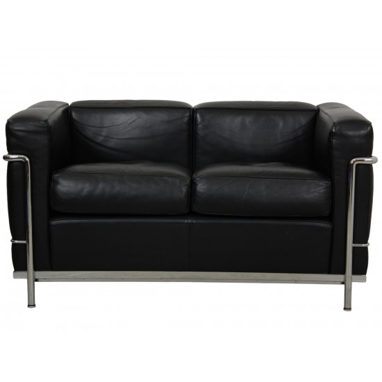 Le Corbusier 2-personers LC2 sofa i sort læder