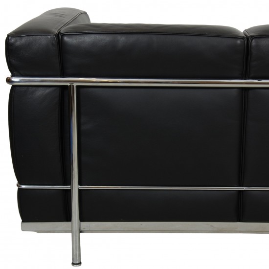 Le Corbusier 2.seater LC2 sofa in black leather