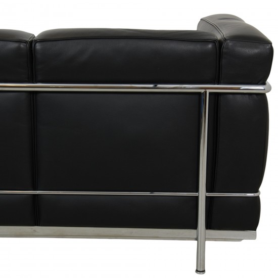 Le Corbusier 2.seater LC2 sofa in black leather