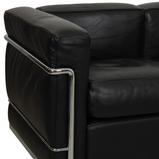 Le Corbusier 2.seater LC2 sofa in black leather