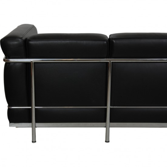 Le Corbusier LC2 3.seater sofa in black leather
