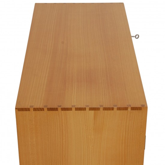 Mogens Koch skab af oregon pine