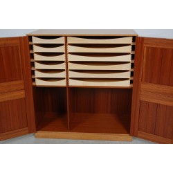 Mogens Koch Cabinet with drawers in mahogany