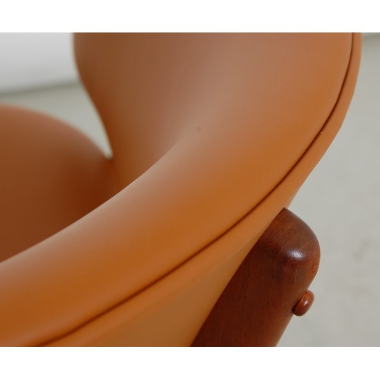 Nanna Ditzel ND83 lounge chair in teak and Cognac aniline leather