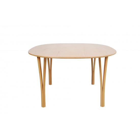 Piet Hein B613 dining table of beech