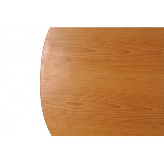 Piet Hein B613 dining table of beech