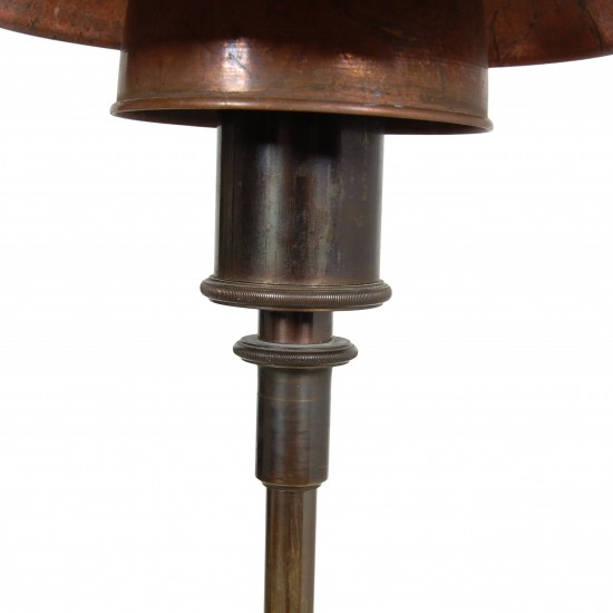 Poul Henningsen PH 4/3 table lamp with burnished brass frame