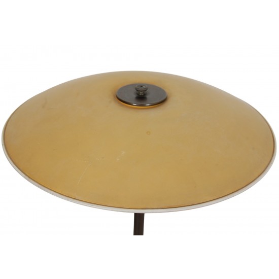 Poul Henningsen 4½ / 2½ table lamp with a yellow shade