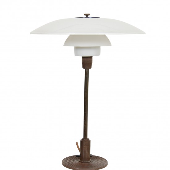 Poul Henningsen Ph 3/2 Table lamp 1940s