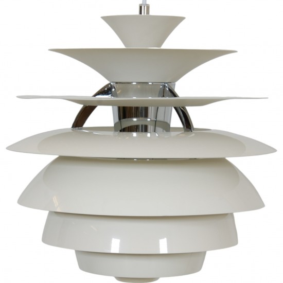 Poul Henningsen white Snowball lamp