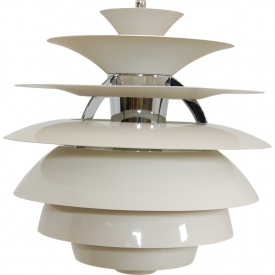 Poul Henningsen white Snowball lamp