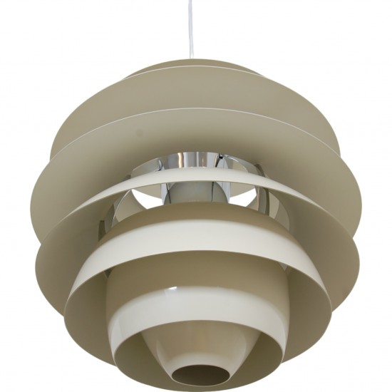 Poul Henningsen white Snowball lamp