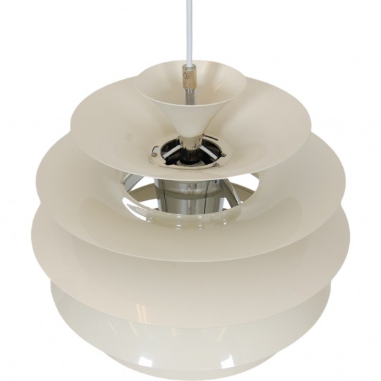 Poul Henningsen white Snowball lamp