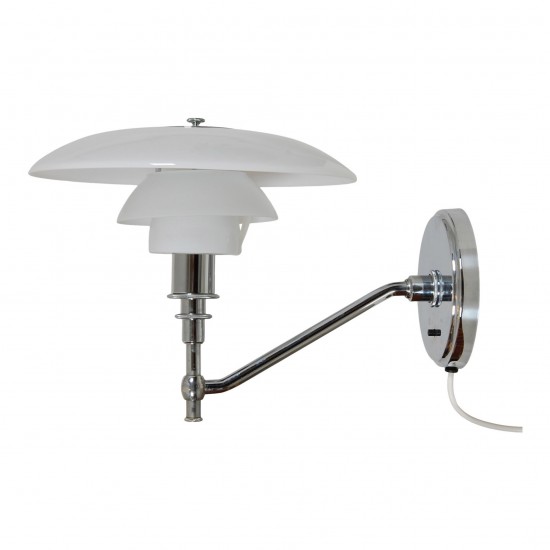 Poul Henningsen 3/2 academy wall lamp