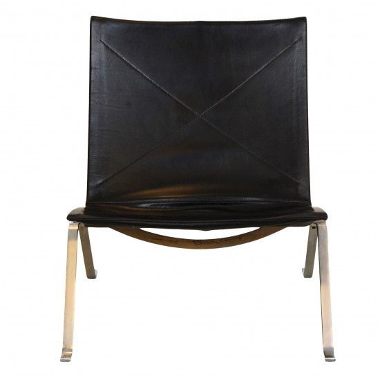 Poul Kjærholm PK-22 lounge chair in patinated black leather