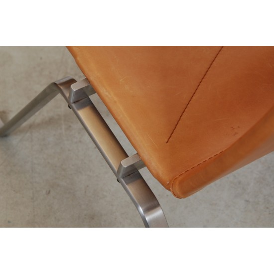 Poul Kjærholm PK-22 lounge chair in patinated elegance leather