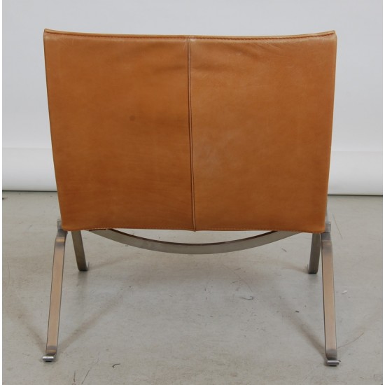 Poul Kjærholm PK-22 lounge chair in patinated elegance leather