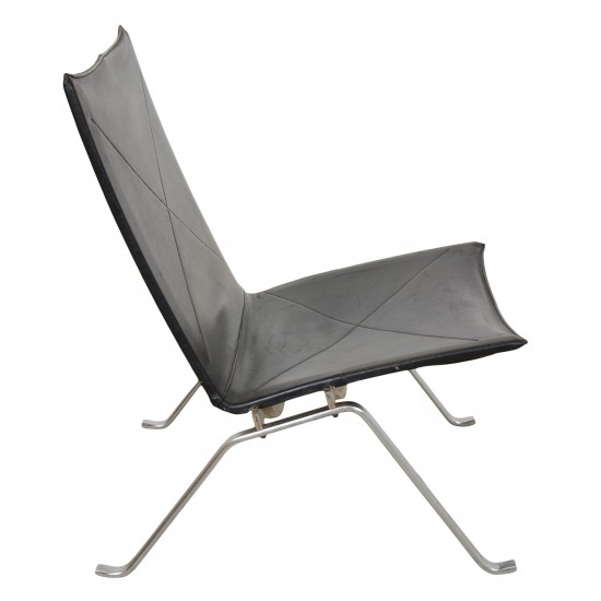 Poul Kjærholm PK-22 lounge chair in patinated black leather