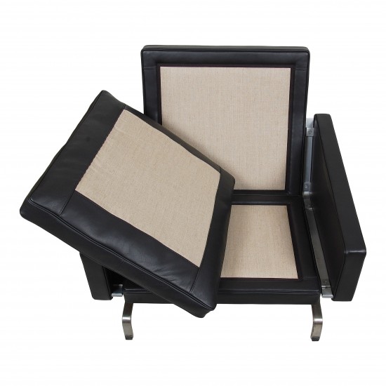 Poul Kjærholm PK-31/1 Armchair newly upholstered in black aniline leather 