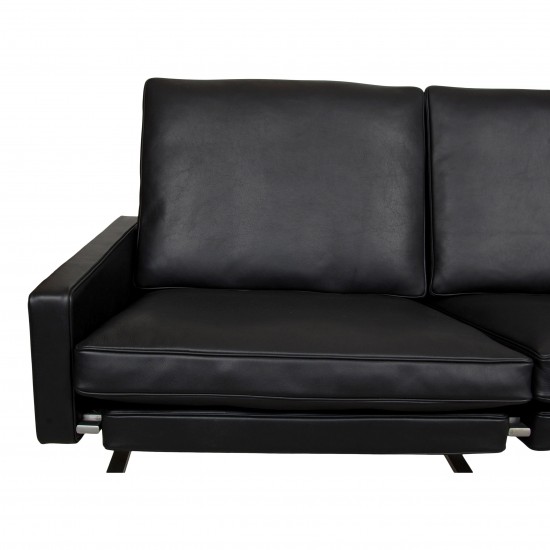 Poul Kjærholm PK-31/2 2person sofa, newly upholstered with black aniline leather