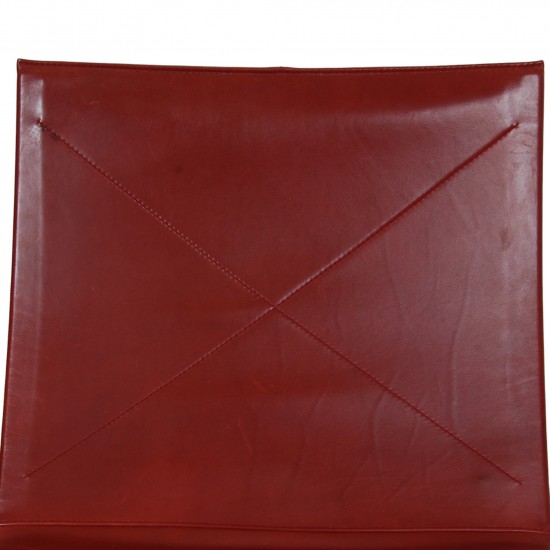 Poul Kjærholm PK-22 chair in indian red aniline leather