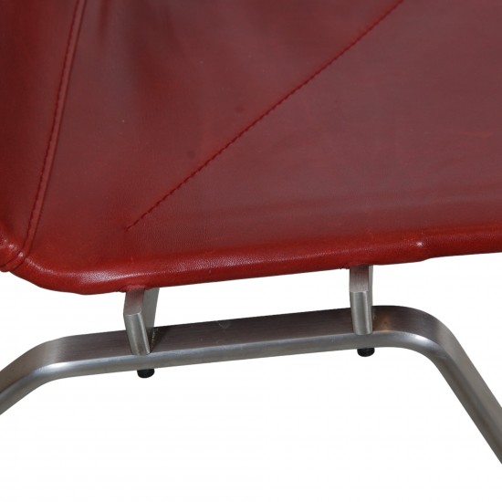 Poul Kjærholm PK-22 chair in indian red aniline leather