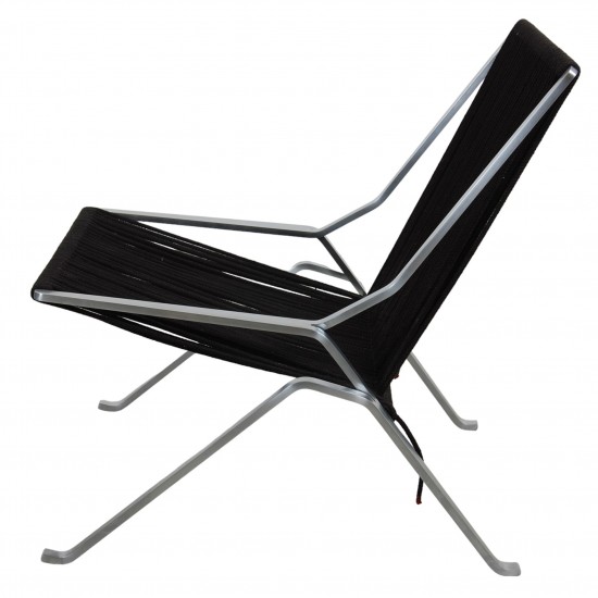 Poul Kjærholm PK-25 lounge chair