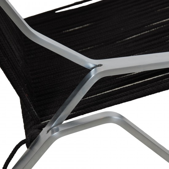 Poul Kjærholm PK-25 lounge chair