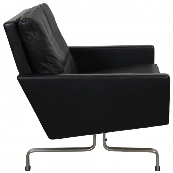 Poul Kjærholm PK-31/1 loungechair in black leather 1999