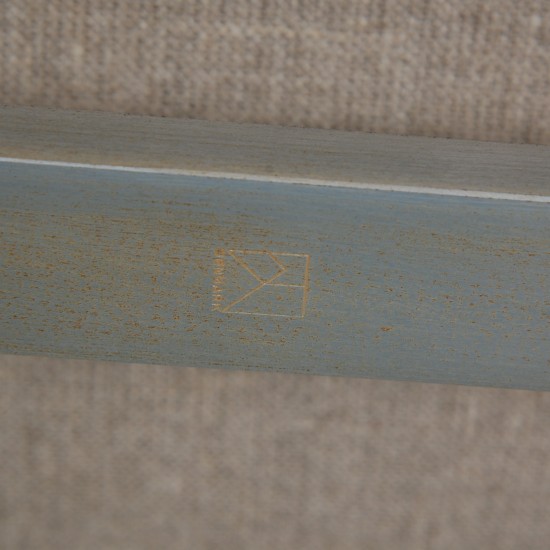 Poul Kjærholm PK-31 lænestol betrukket med sort anilin læder