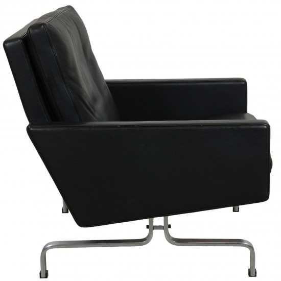 Poul Kjærholm PK-31/1 Loungechair in black leather