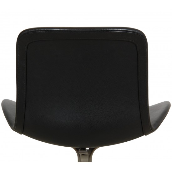 Poul Kjærholm PK-9 chair in black Aura leather