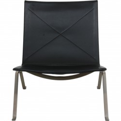 Poul Kjærholm PK-22 chair in black aura leather