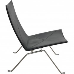 Poul Kjærholm PK-22 chair in black aura leather