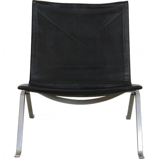 Poul Kjærholm PK22 chair in black leather from Kold Christensen