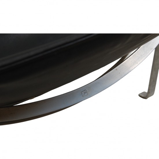 Poul Kjærholm PK22 chair in black leather from Kold Christensen