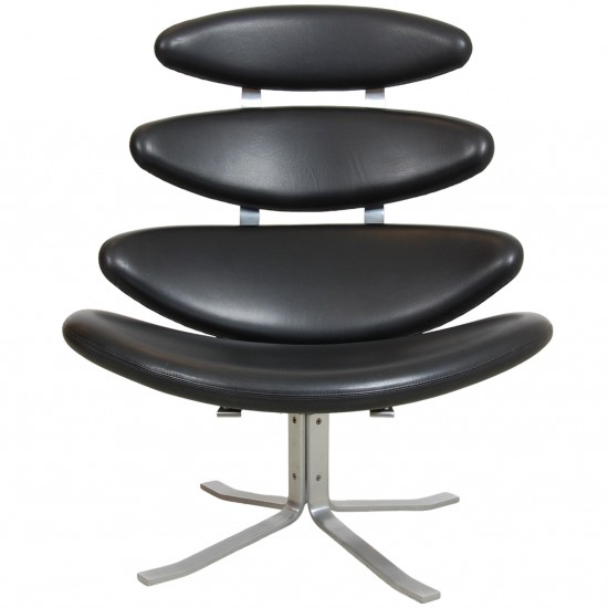 Poul M. Volther corona chair in black leather