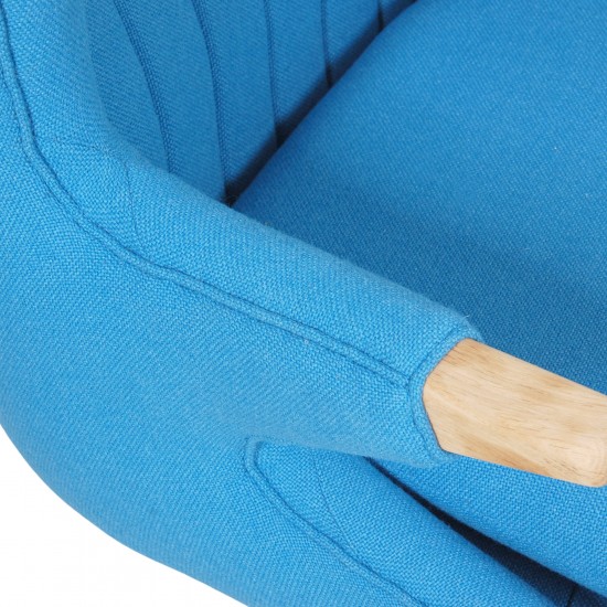 Svend Skipper Papa Bear Chair in light blue hallingdal fabric and oak