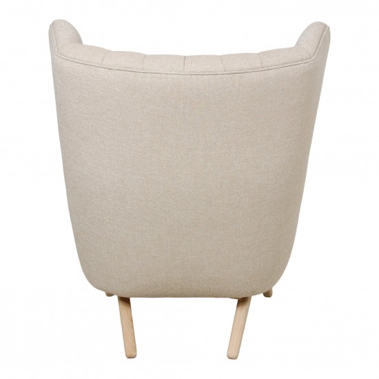 Svend Skipper Papa Bear Chair in dark sand hallingdal fabric and oak