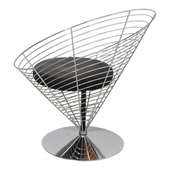 Verner Panton Wire Cone Chair i sort kvadrat stof