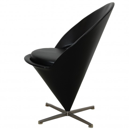 Verner Panton Cone chair i sort læder