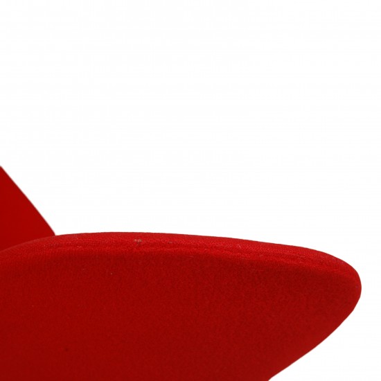 Verner Panton Heart Chair with red fabric