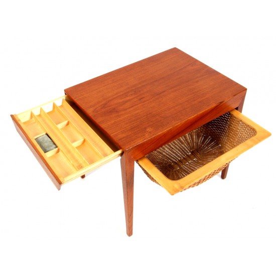 Severin Hansen Sewing table of veneered teak wood and pointed legs