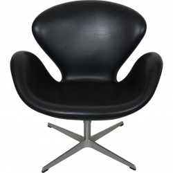 Arne Jacobsen Swan chair in original black Aura leather