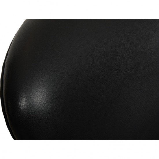 Arne Jacobsen Swan chair in original black Aura leather