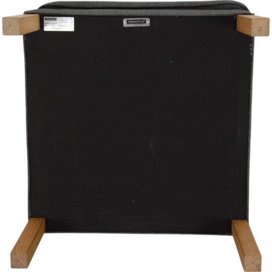 Børge Mogensen 2202 stool in grey fabric 